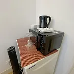 Chez Augustin, Chambre Confortable En Plein Coeur De Ville